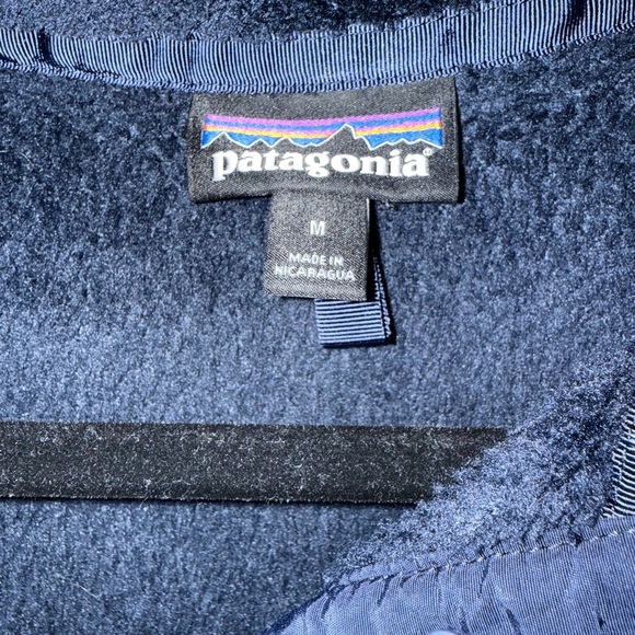 Patagonia Charcoal Fleece Pullover - Picture 2 of 2